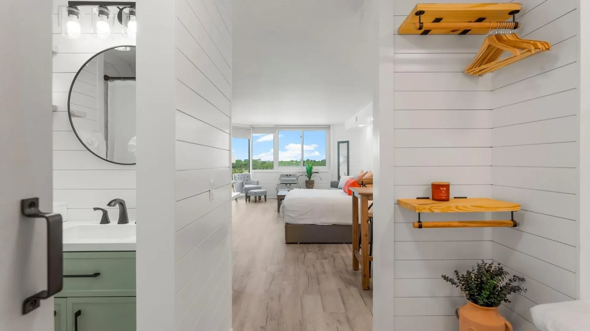 Top Of The Gulf 622 Beach Front Resort Condo Renovated Like New Panama City Beach ABD